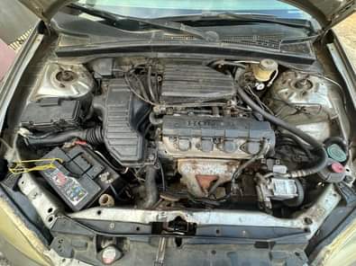 A picture of 2004 honda civic in ibadan 07018878088