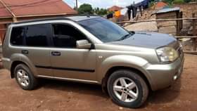 A picture of NISSAN XTRAIL 2000model 