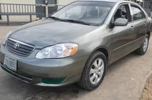 A picture of TOYOTA COROLLA