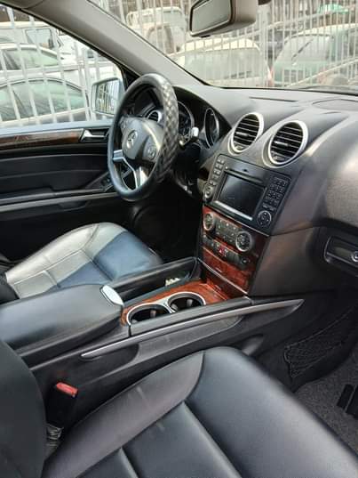 A picture of Registered 2010 Mercedes Benz ML350 First body 