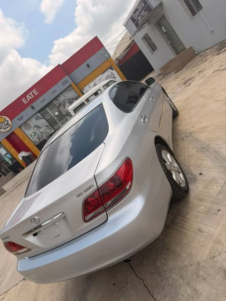 A picture of Grade A First Body lexus es 330