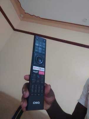 A picture of CHIQ 43 smart free to air