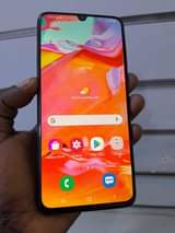 A picture of Samsung Galaxy A70 at agood price of 600 000ugh used