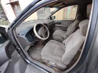 A picture of 2000 TOYOTA SIENNA