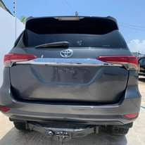 A picture of TOYOTA FORTUNER
