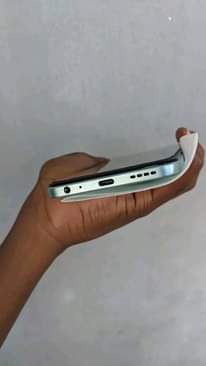 A picture of Vivo y22