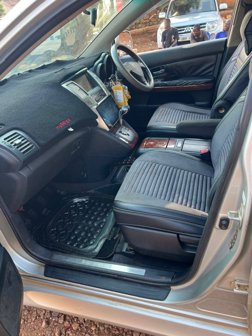 A picture of Harrier kawundo 0705375387 0776639068 watsup 25m