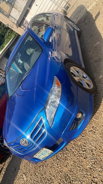 A picture of Distressed 2010 Toyota Camry SE