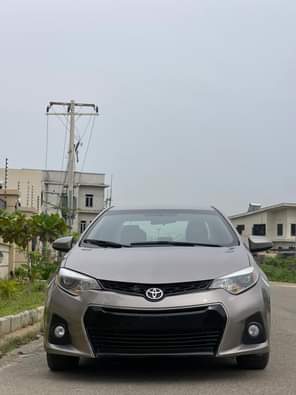 A picture of Used for few months 2015 Corolla LE in a pristine