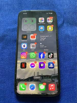 iPhone M.