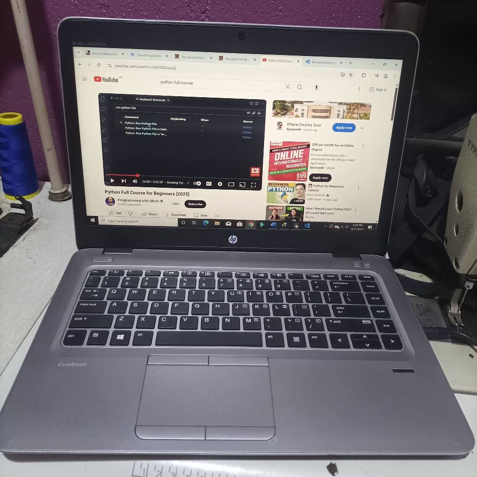 A picture of HP i5 Elitebook G3 6th generation at 650 000