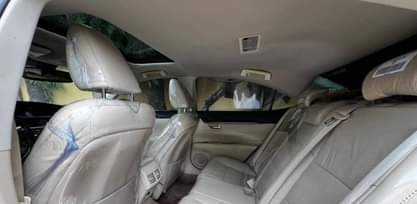 A picture of 2015 toks lexus es350 08163955406