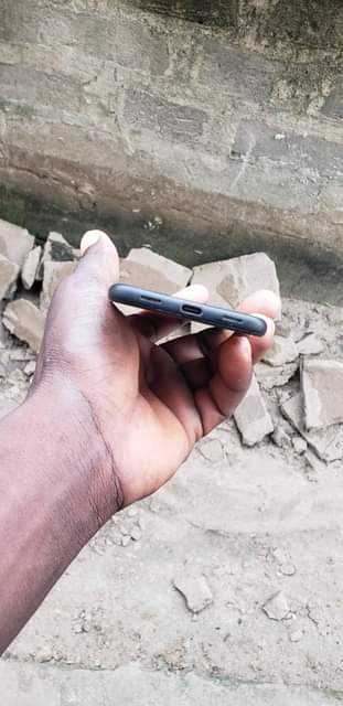 A picture of Pixel 4a