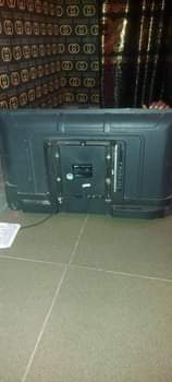 A picture of LG tv 35k small ink inside ONITSHA