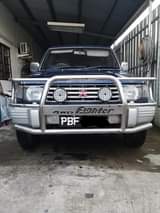 used mitsubishi pajero