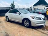 A picture of Brand Honda Model Accord Year 2012 Painted from 1st body