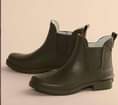A picture of RAIN BOOTS 