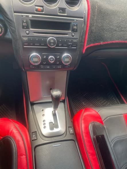 A picture of 2008 Nissan Altima
