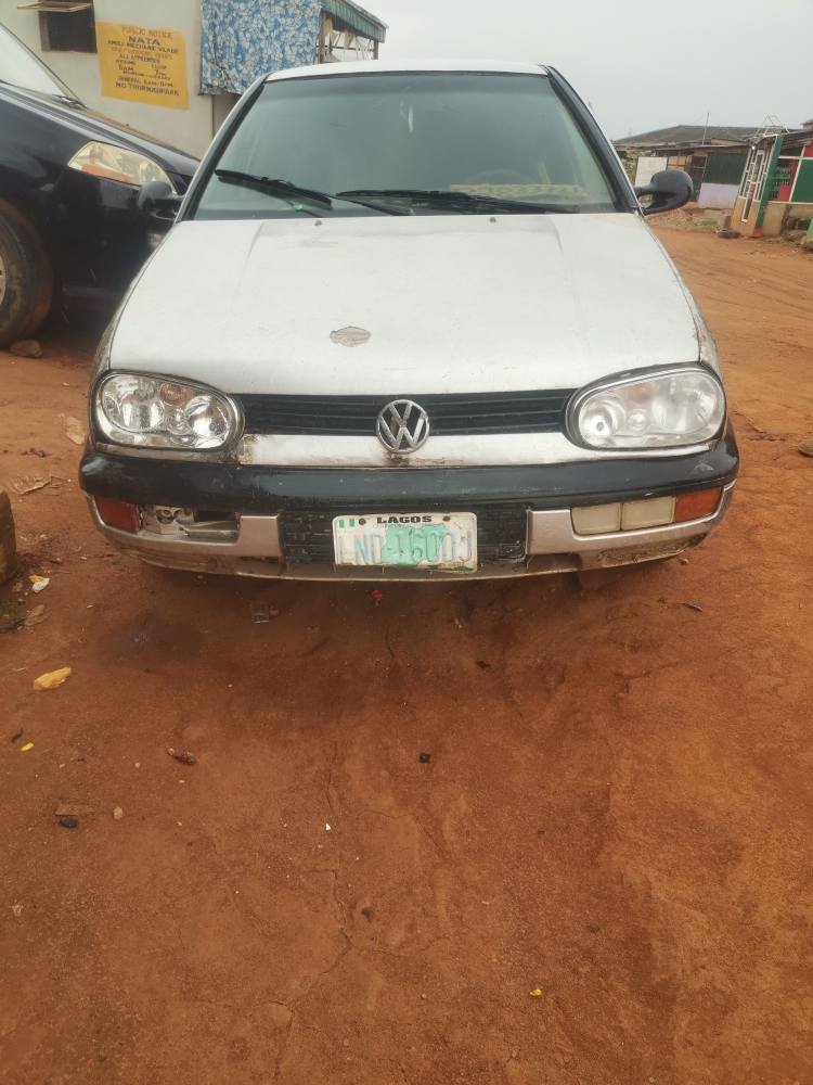 A picture of Volkswagen Golf 3 Automatic drive 1.6M 08032460788