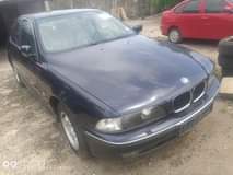 A picture of Foreign Used BMW 528i Saloon car with manual gear