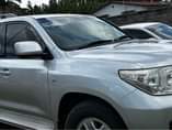 A picture of LAND CRUISER V8 2012 model Diesel engine automatic transmission Mint