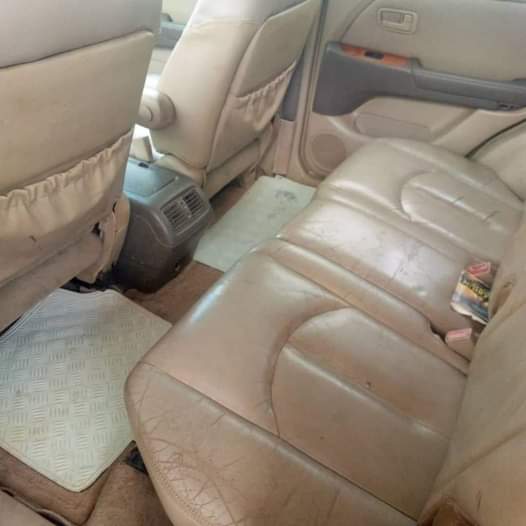 A picture of 2003 Rx 300 Jeep
