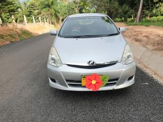 A picture of TOYOTA WISH