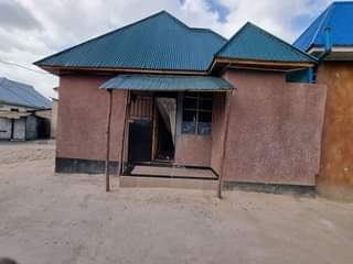 A picture of NYUMBA INAUZWA IPO MBAGALA CHAMAZI MAGENGEN BEI MILLION 19 PG