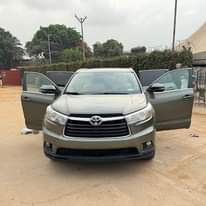 A picture of 2023 December Entry extra clean 2015 xle highlander Location olusosun
