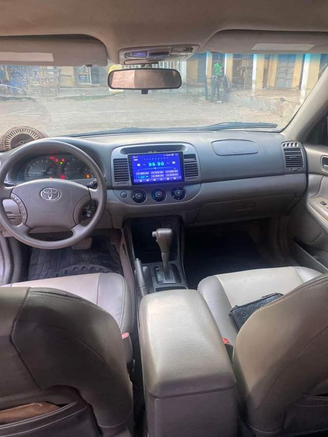 A picture of 2005 Toyota Camry big daddy