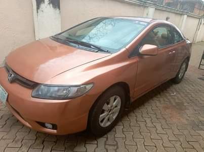 A picture of DISTRESS SALE HONDA CIVIC 2005 08118285242