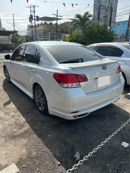 subaru legacy