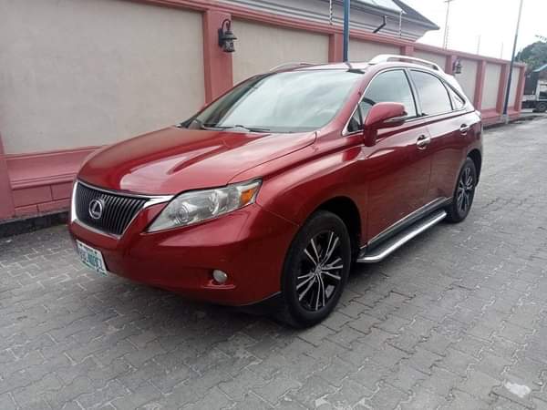 A picture of FEW MONTHS REG FIRST BODY 2012 model LEXUS RX350 FULL