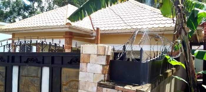 A picture of Price Cut from 65m to 45m House for sale 2