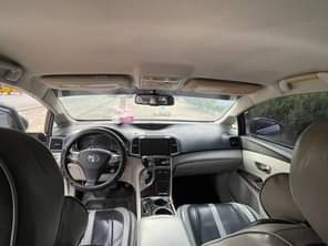 A picture of 08104854872 DISTRESS CLEAN USED 2010 TOYOTA VENZA GOING 8 8M