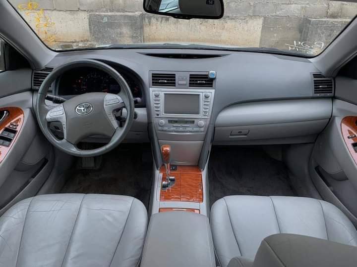 A picture of 2010 Toyota Camry 07036919566