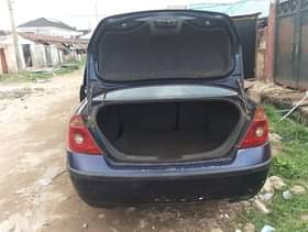 A picture of HOT deal Ford monedo 2005 model with 2 5L V6