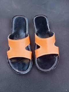 A picture of Sendo.za.masai Tsh 4 000 0686058633