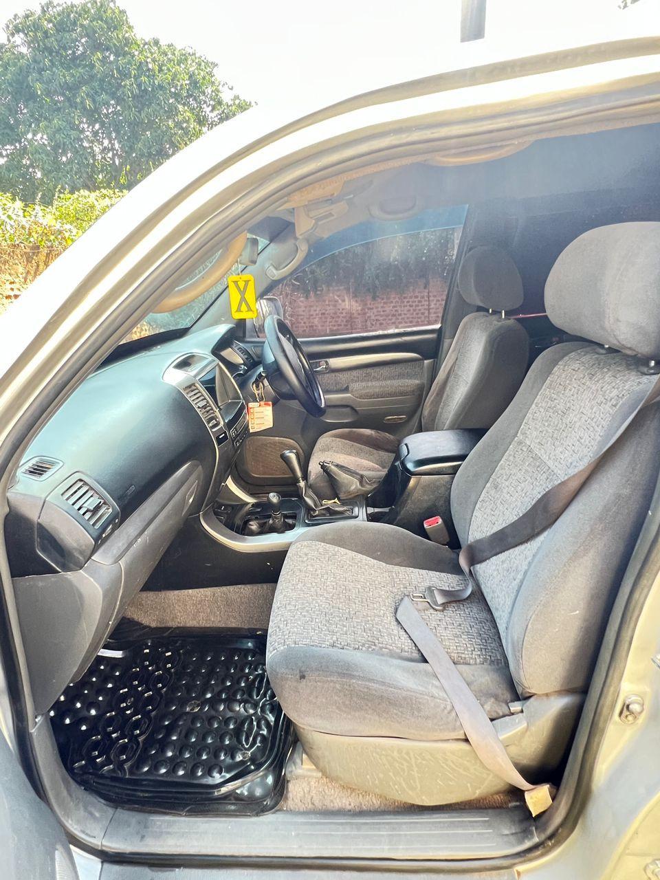 A picture of 2005 Toyota ronaldo tx