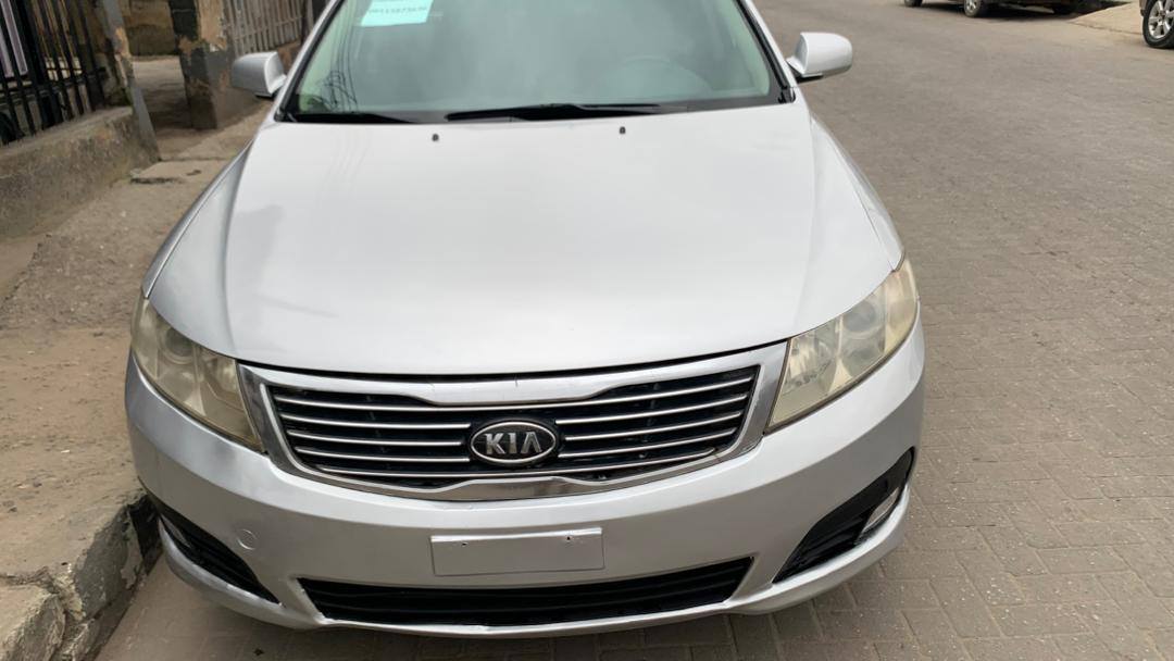 A picture of Kai Optima Automatic transmission 2009 model Sound v4 Engine fuel