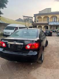 A picture of Toyota Corolla 03