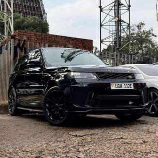 A picture of RANGE ROVER SPORT SVR 2016