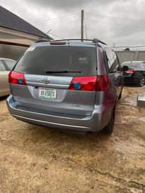 A picture of 2008 Toyota Sienna