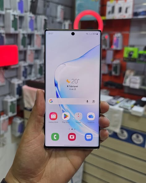A picture of Samsung galaxy note 10plus