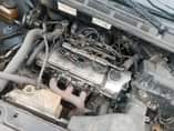 A picture of Toyota Sienna 05 model pH Body Interior New Engine Gear