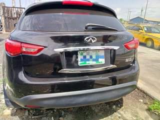 A picture of Infiniti 2010