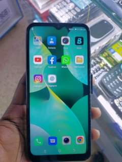 A picture of Spark 10 pro