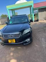 A picture of VANGUARD Tajiri anashida na hela Bei 28.5M Bado mpya Mwanza