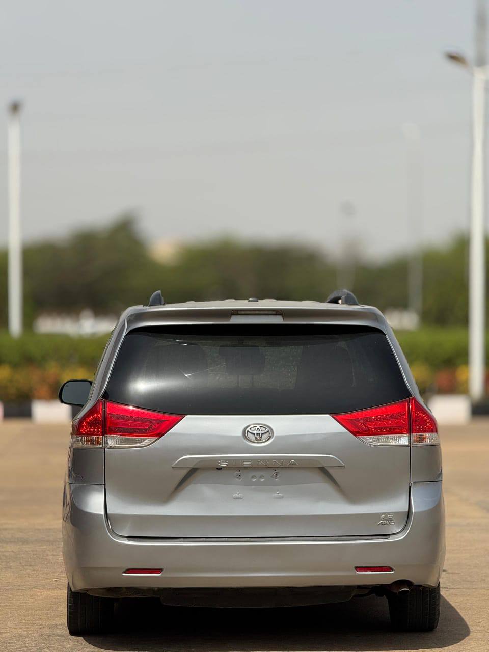 A picture of Sharp Foreign used 2012 Toyota Sienna