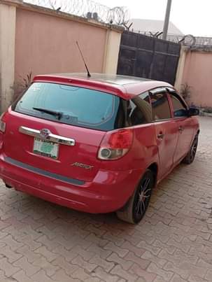 A picture of Toyota matrix 03